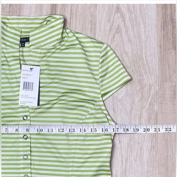 Lafayette 148 New York Cap Sleev Stripped Top. Size: M - Picture 5 of 7